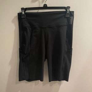 lululemon Barry’s biker shorts